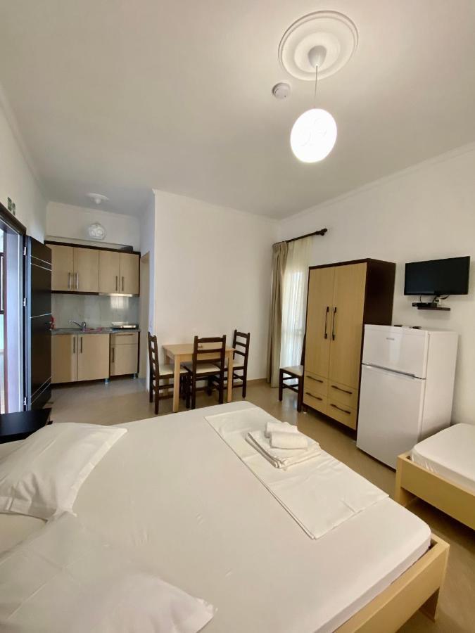 Visi Apartments Ksamil Exterior foto