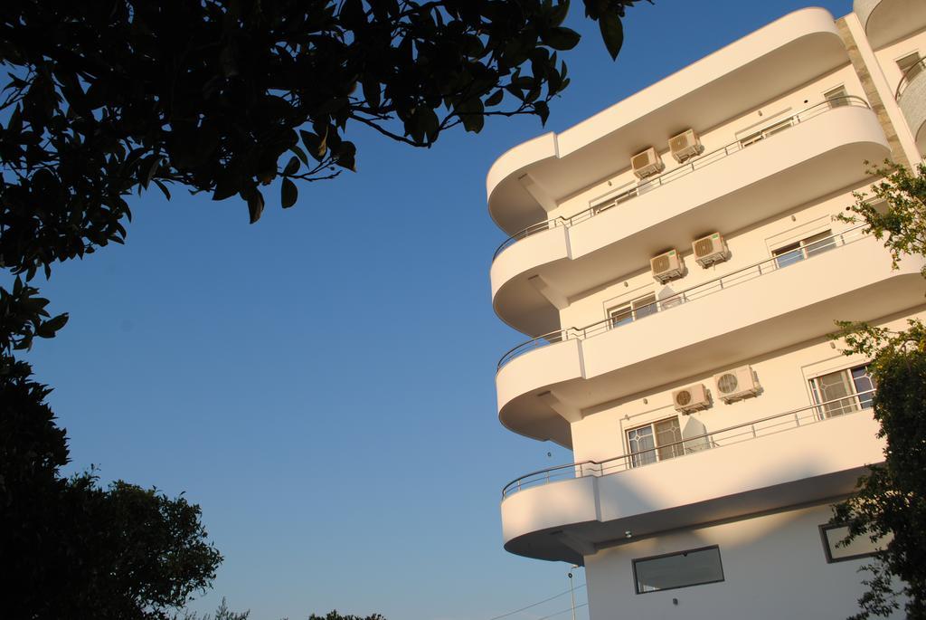 Visi Apartments Ksamil Exterior foto